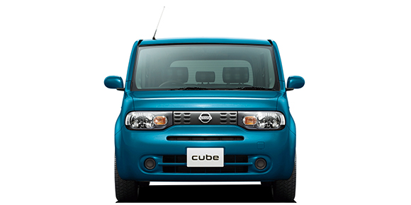 Nissan Cube электромобиль