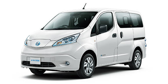 NISSAN ENV200VAN