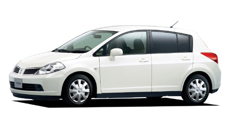 NISSAN TIIDA