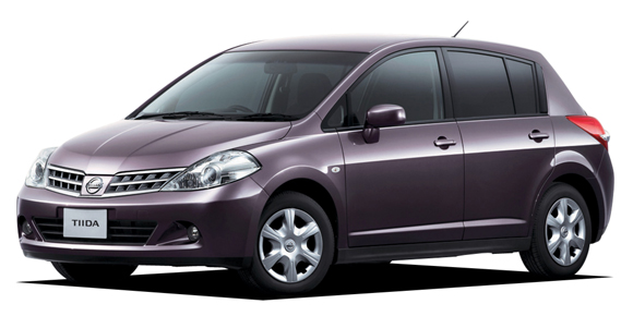 NISSAN TIIDA