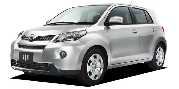 TOYOTA IST