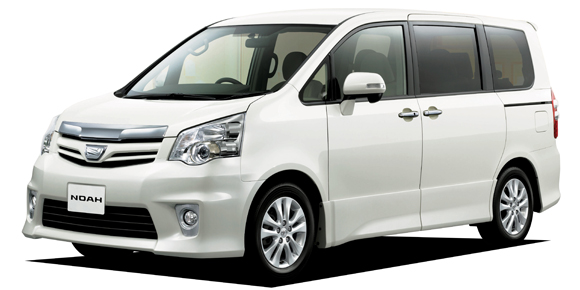 TOYOTA NOAH