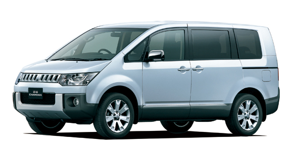 MITSUBISHI DELICA D5