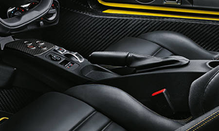 ALFA ROMEO 4C SPIDER