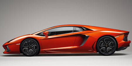 LAMBORGHINI AVENTADOR