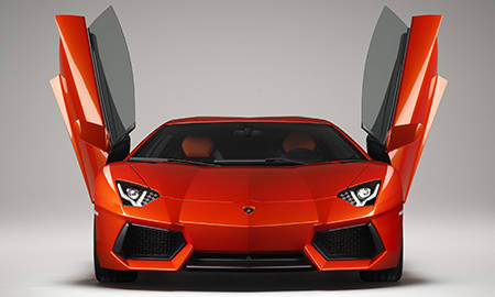 LAMBORGHINI AVENTADOR