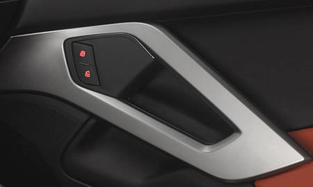 LAMBORGHINI AVENTADOR