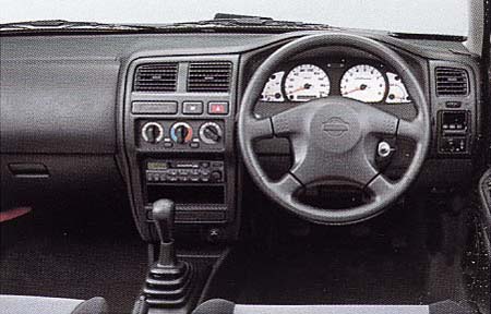 NISSAN PULSAR SERIE SRV