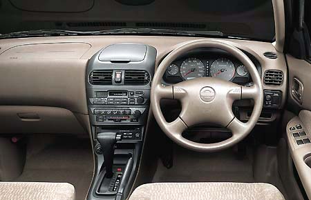 NISSAN SUNNY