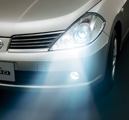 NISSAN TIIDA LATIO