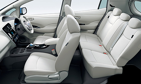 NISSAN LEAF