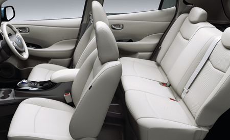 NISSAN LEAF