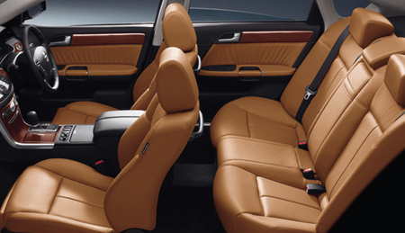 NISSAN FUGA