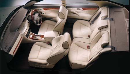 NISSAN GLORIA