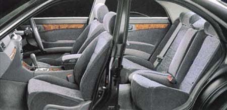 NISSAN GLORIA