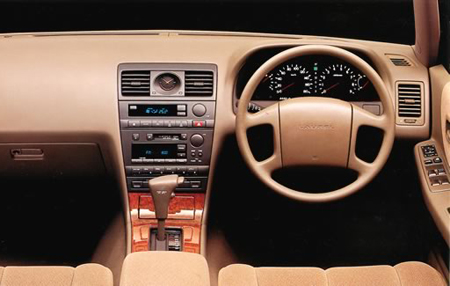NISSAN LAUREL