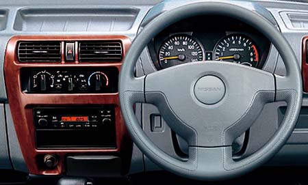NISSAN CLIPPER RIO