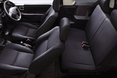 NISSAN KIX