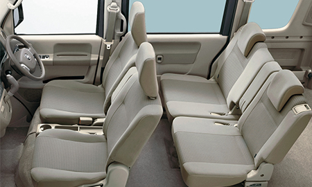 NISSAN NV100 CLIPPER RIO