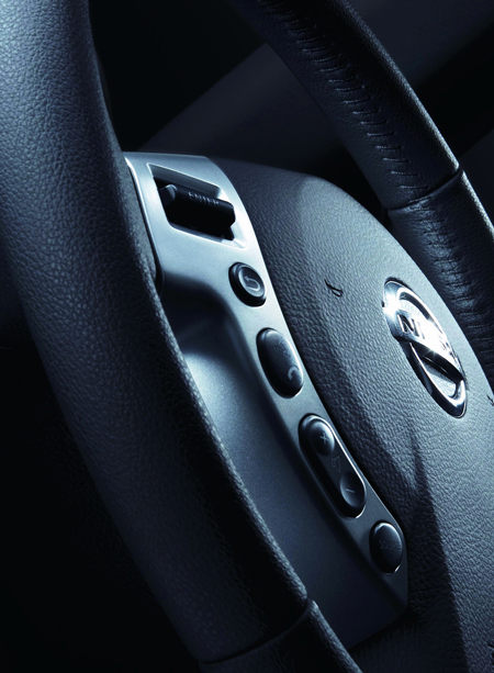 NISSAN DUALIS
