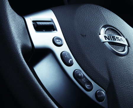 NISSAN DUALIS