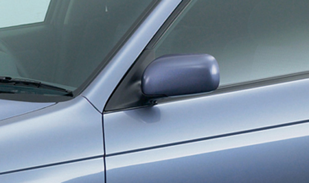 NISSAN AVENIR