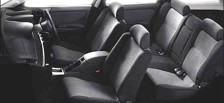 NISSAN AVENIR