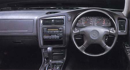 NISSAN STAGEA