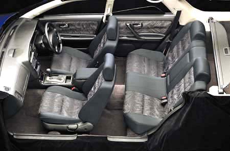 NISSAN STAGEA