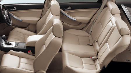 NISSAN STAGEA