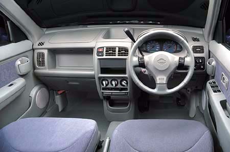 NISSAN CUBE