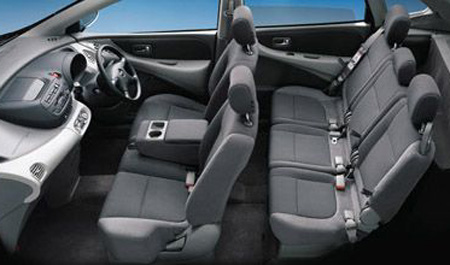 NISSAN TINO