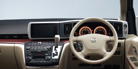 NISSAN ELGRAND