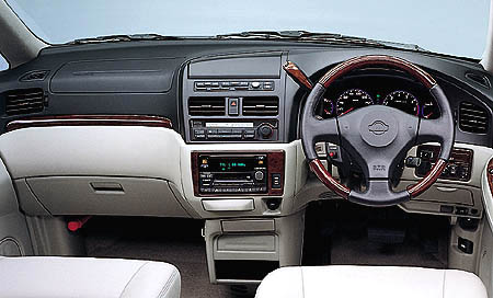 NISSAN BASSARA