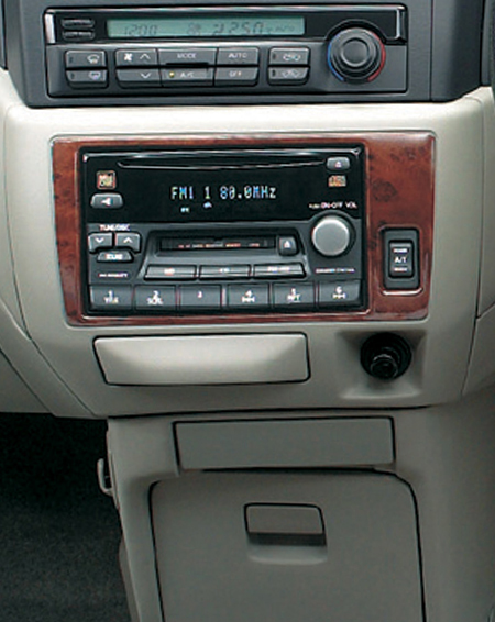 NISSAN BASSARA