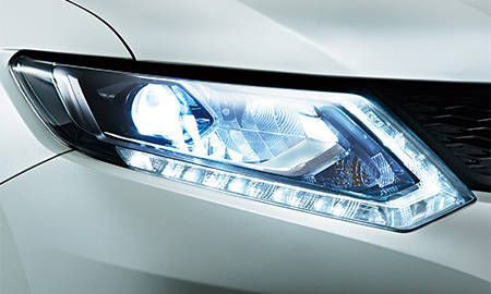 NISSAN X TRAIL