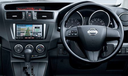 NISSAN LAFESTA