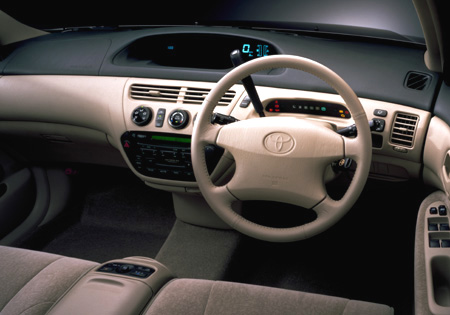 TOYOTA VISTA