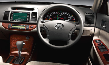 TOYOTA CAMRY