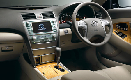 TOYOTA CAMRY