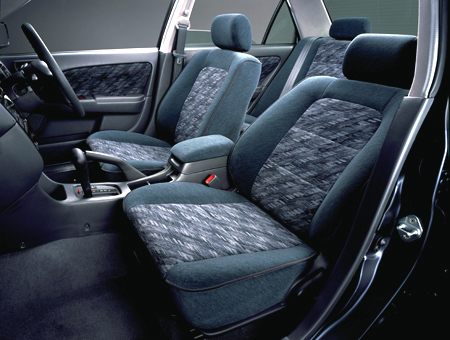TOYOTA CARINA