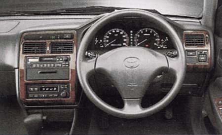 TOYOTA CARINA