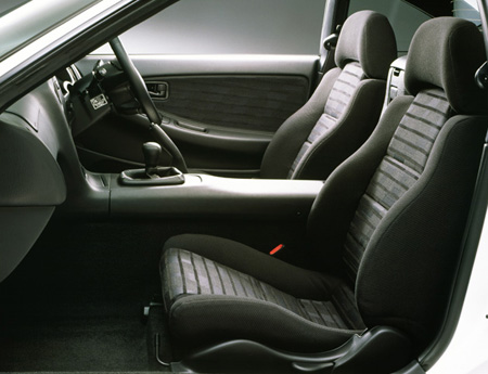 TOYOTA MR2