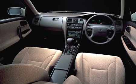 TOYOTA CRESTA