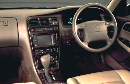TOYOTA CRESTA