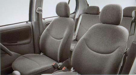 TOYOTA PLATZ