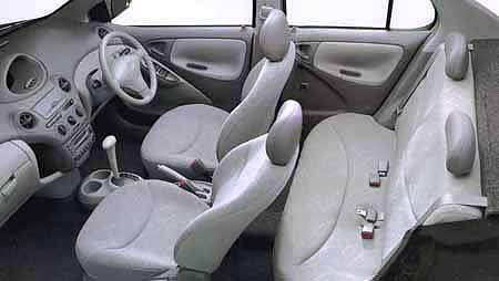 TOYOTA PLATZ
