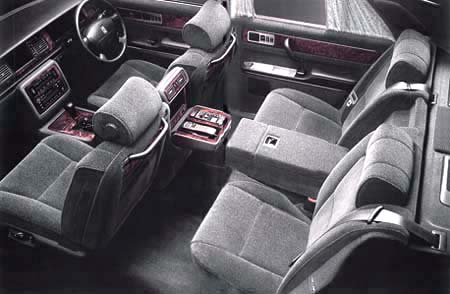 TOYOTA CENTURY
