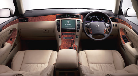 TOYOTA CROWN