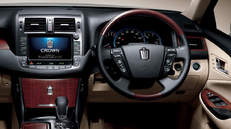 TOYOTA CROWN